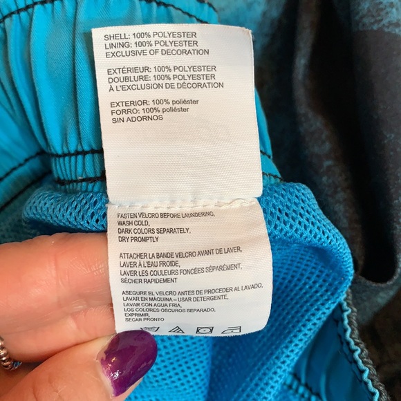 Men’s Speedo swim trunks size L - Picture 4 of 10